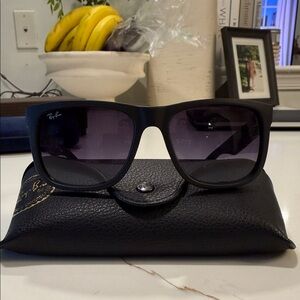 Ray-Ban Justin Sunglasses